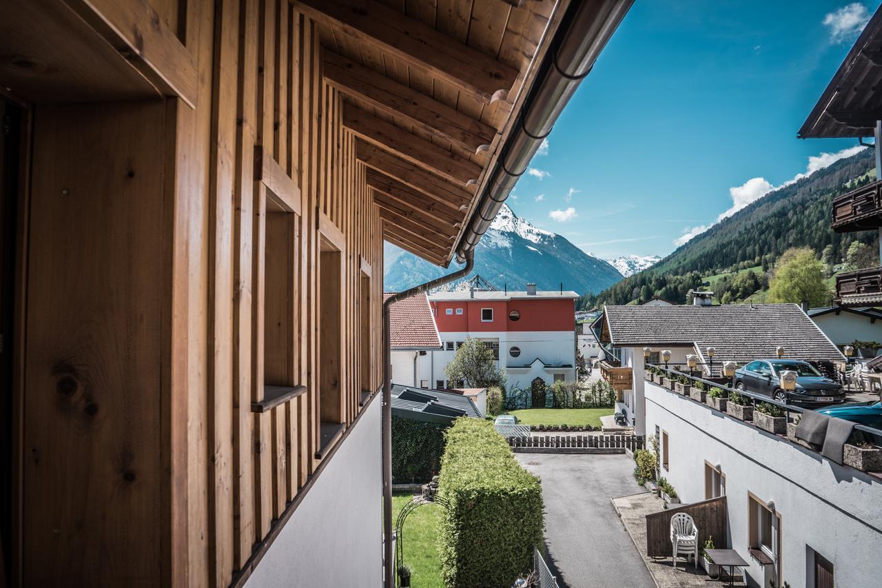 Haus Bacher Fulpmes Extérieur photo